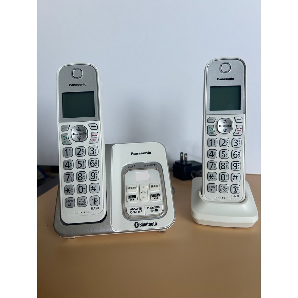 Panasonic KX-TGD560 Cordless Phone System Link2Cell Bluetooth 2 Handsets White